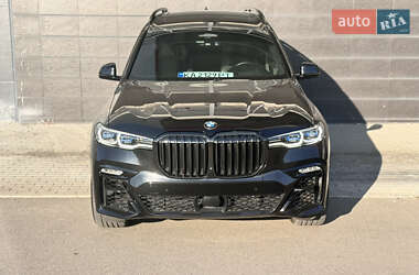 Внедорожник / Кроссовер BMW X7 2021 в Киеве