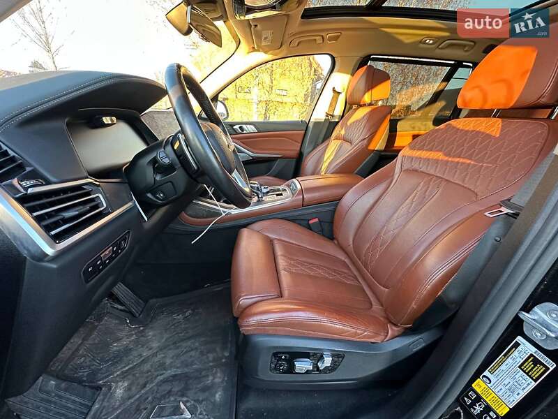 Внедорожник / Кроссовер BMW X7 2019 в Луцке
