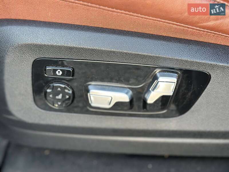 Внедорожник / Кроссовер BMW X7 2019 в Луцке