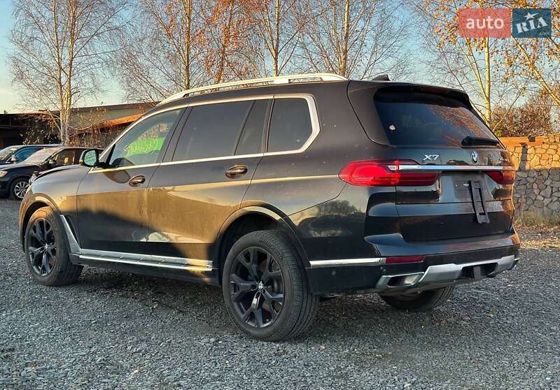 Внедорожник / Кроссовер BMW X7 2019 в Луцке