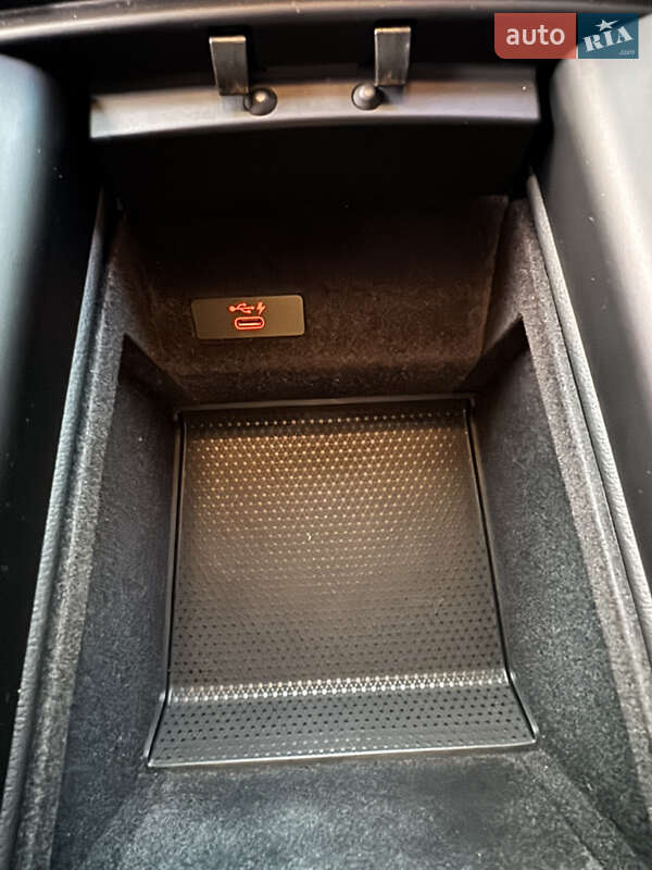 Позашляховик / Кросовер BMW X7 2019 в Дніпрі