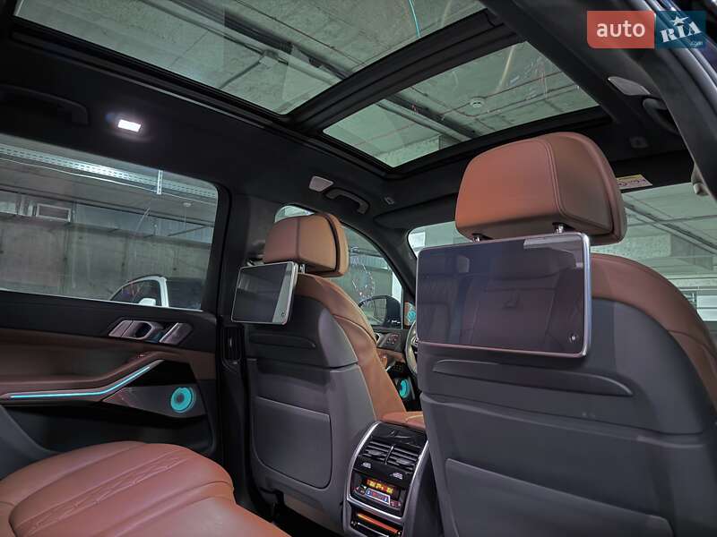 Внедорожник / Кроссовер BMW X7 2019 в Днепре