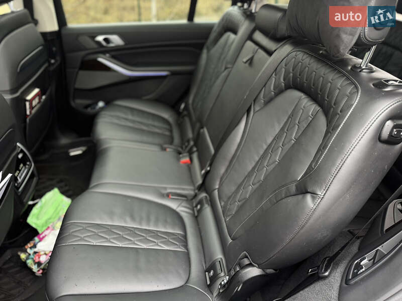 Позашляховик / Кросовер BMW X7 2020 в Києві фото 21 Позашляховик / Кросовер BMW X7 2020 в Києві