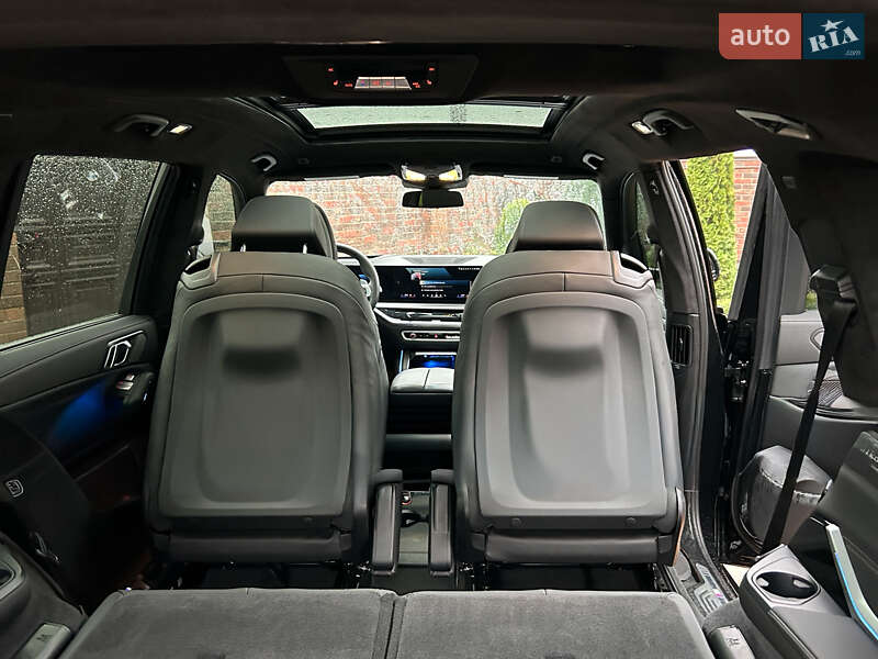 Внедорожник / Кроссовер BMW X7 2024 в Киеве