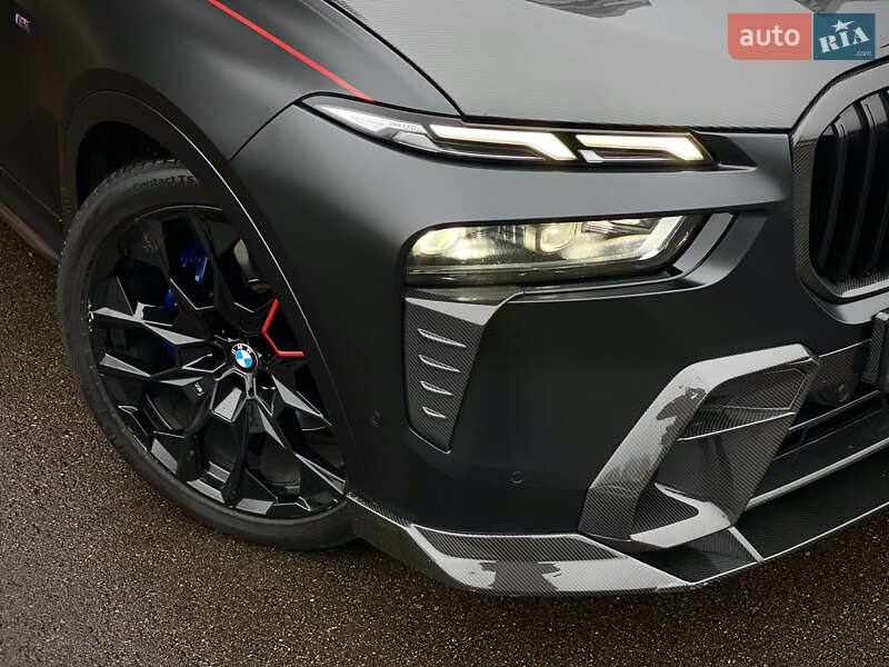 Внедорожник / Кроссовер BMW X7 2023 в Киеве
