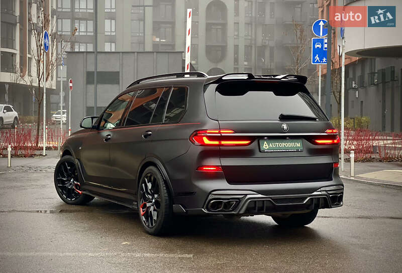 Внедорожник / Кроссовер BMW X7 2023 в Киеве
