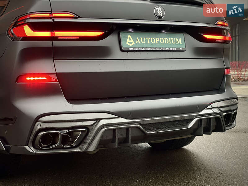 Внедорожник / Кроссовер BMW X7 2023 в Киеве