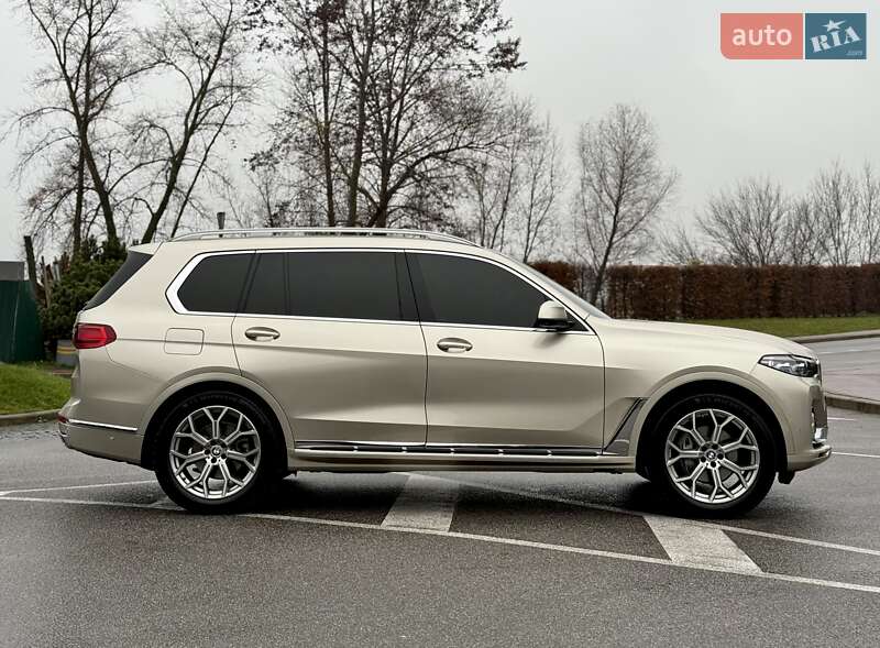 Позашляховик / Кросовер BMW X7 2019 в Києві