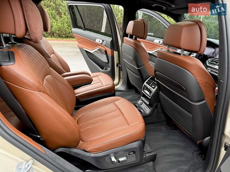 Позашляховик / Кросовер BMW X7 2019 в Києві