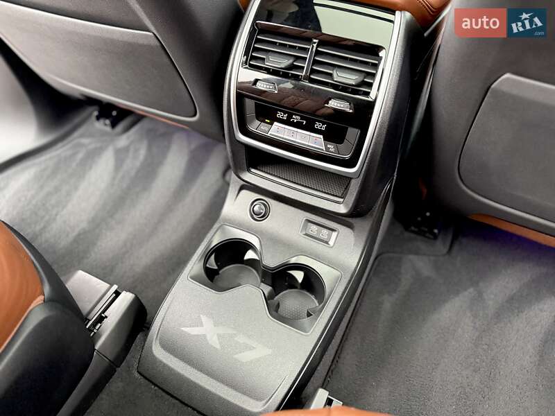 Позашляховик / Кросовер BMW X7 2019 в Києві