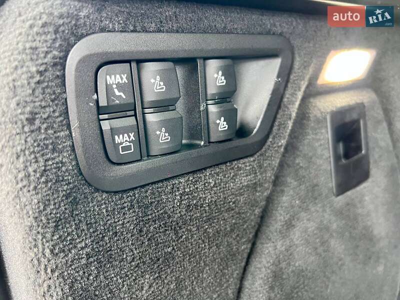 Внедорожник / Кроссовер BMW X7 2019 в Киеве