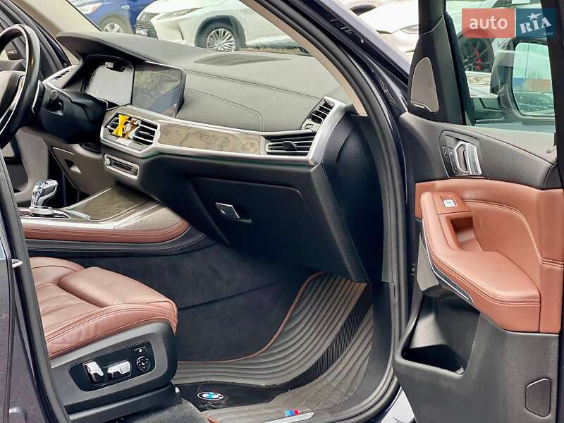 Внедорожник / Кроссовер BMW X7 2019 в Киеве