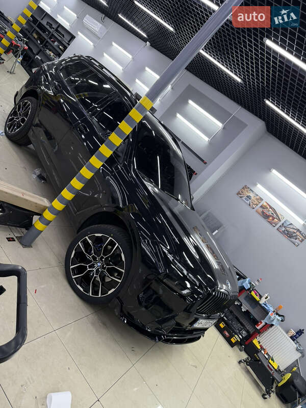 Внедорожник / Кроссовер BMW X7 2023 в Одессе