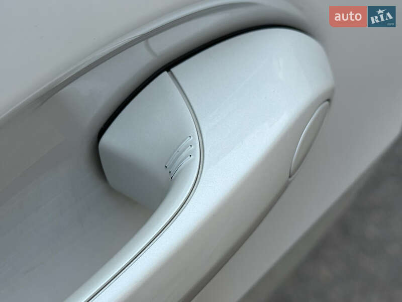 Позашляховик / Кросовер BMW X7 2020 в Києві