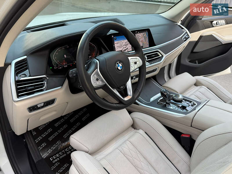 Позашляховик / Кросовер BMW X7 2020 в Києві