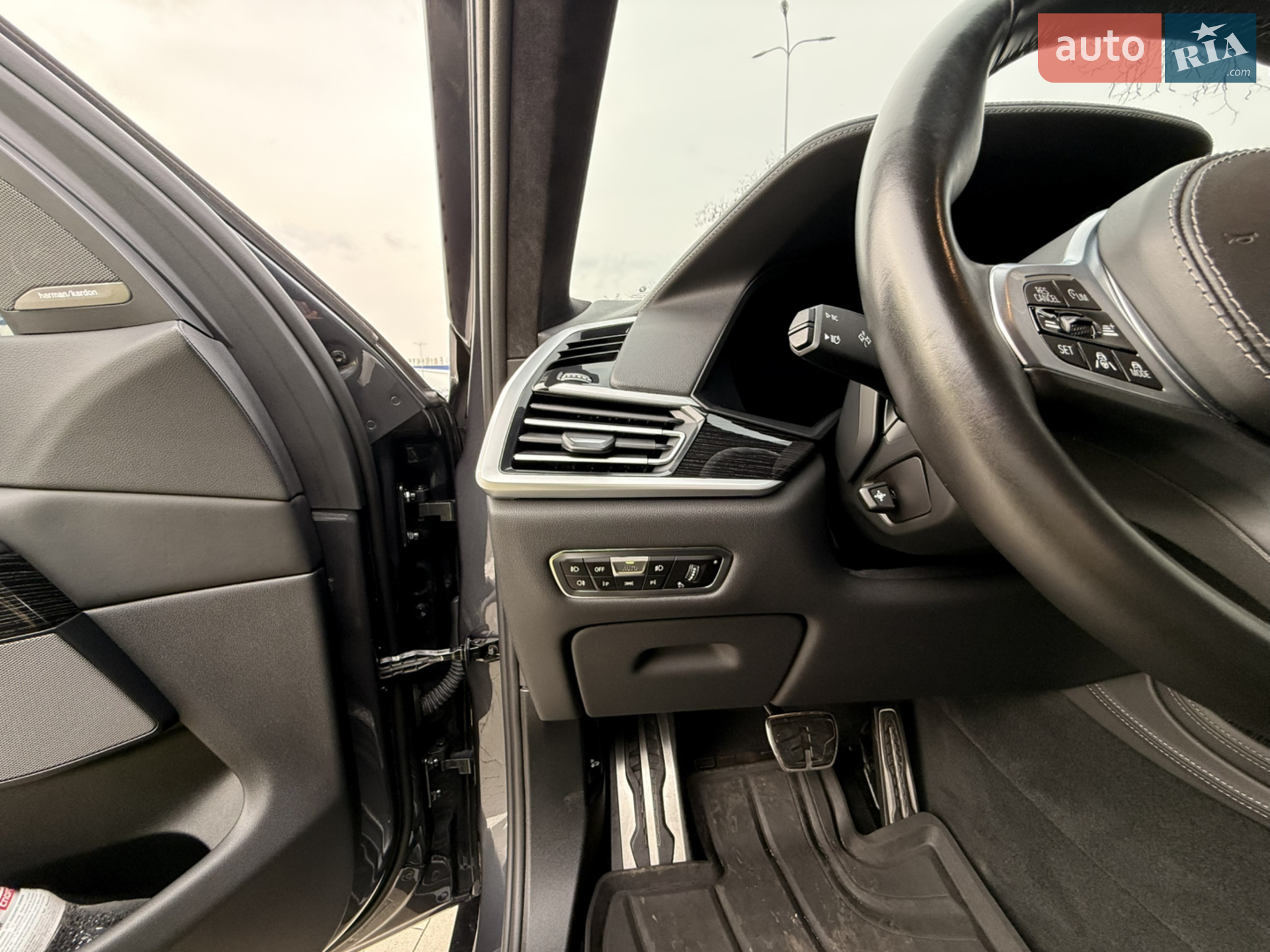 2020 BMW X7 - мініатюра 22
