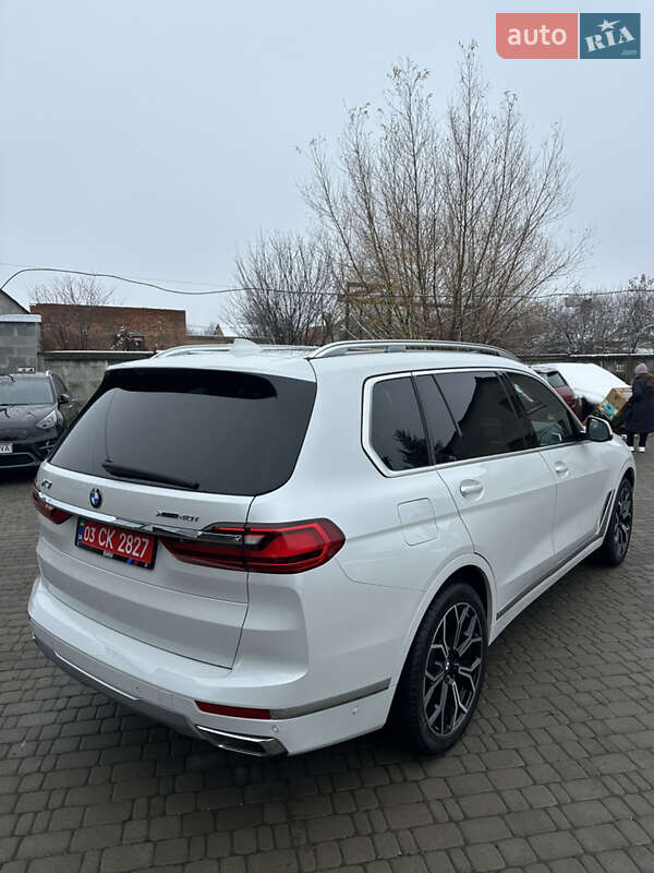 Внедорожник / Кроссовер BMW X7 2019 в Владимире