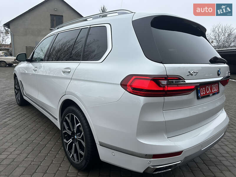 Внедорожник / Кроссовер BMW X7 2019 в Владимире