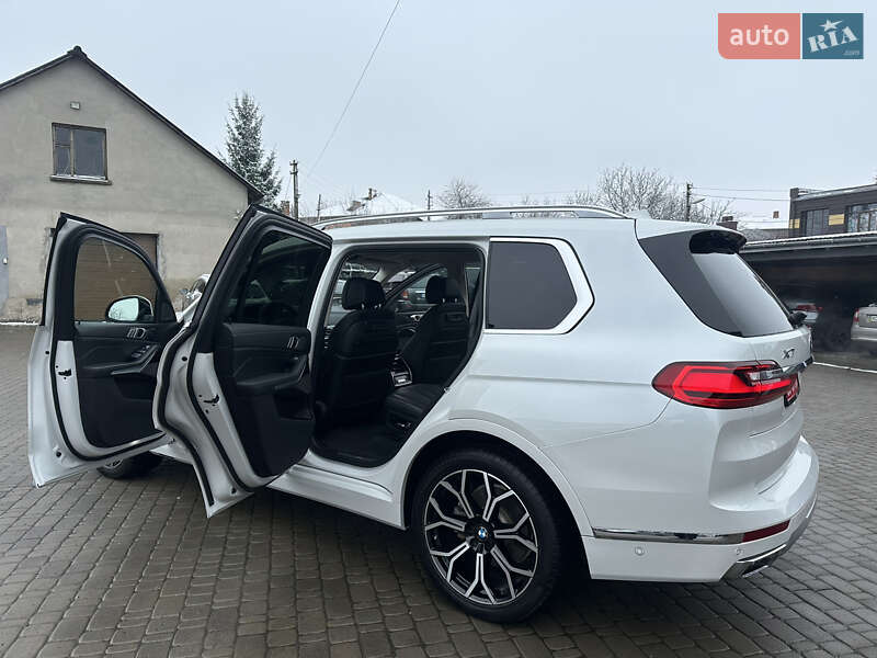 Внедорожник / Кроссовер BMW X7 2019 в Владимире