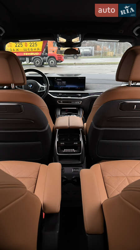 Внедорожник / Кроссовер BMW X7 2023 в Броварах