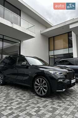 Внедорожник / Кроссовер BMW X7 2022 в Киеве