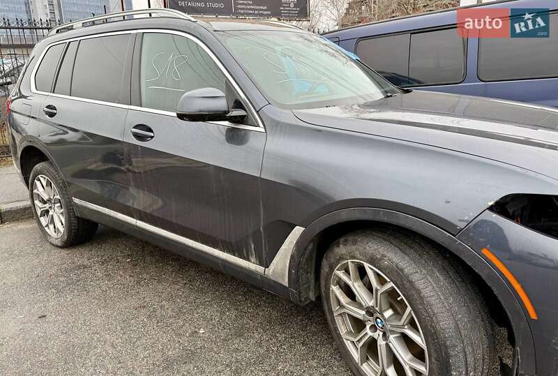 Внедорожник / Кроссовер BMW X7 2020 в Киеве