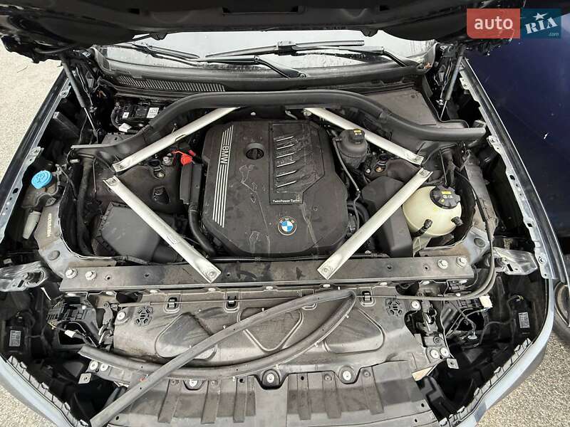 Внедорожник / Кроссовер BMW X7 2020 в Киеве