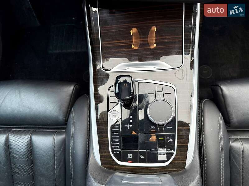 Внедорожник / Кроссовер BMW X7 2020 в Киеве