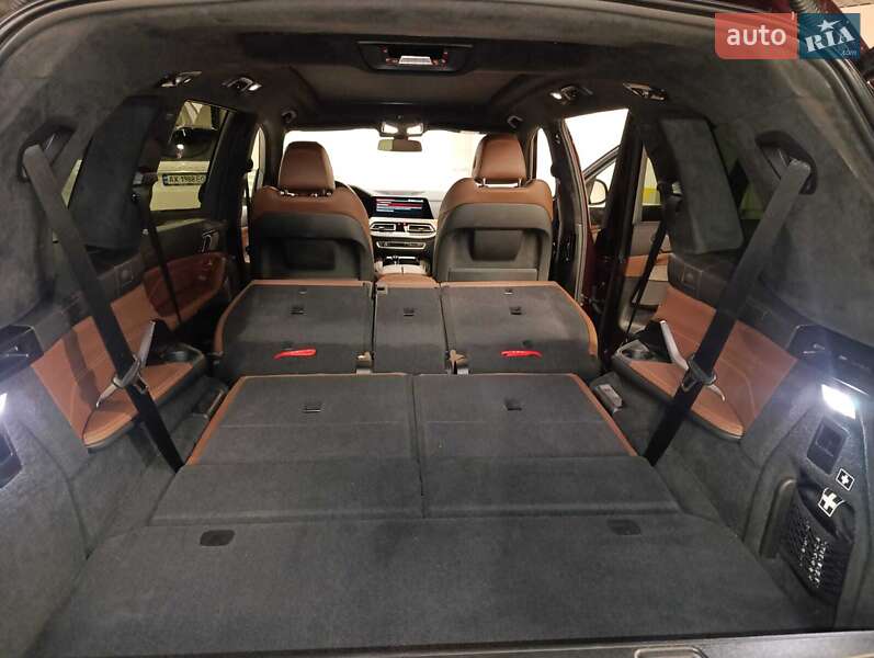 Позашляховик / Кросовер BMW X7 2022 в Києві фото 43 Позашляховик / Кросовер BMW X7 2022 в Києві