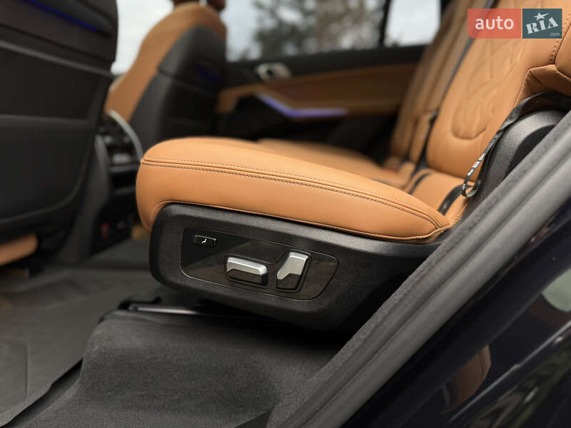 Внедорожник / Кроссовер BMW X7 2022 в Львове