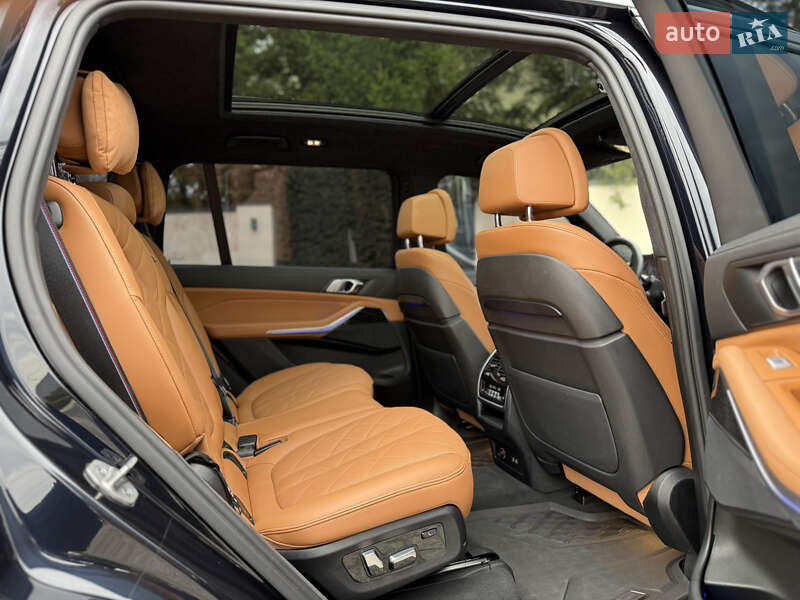 Внедорожник / Кроссовер BMW X7 2022 в Львове