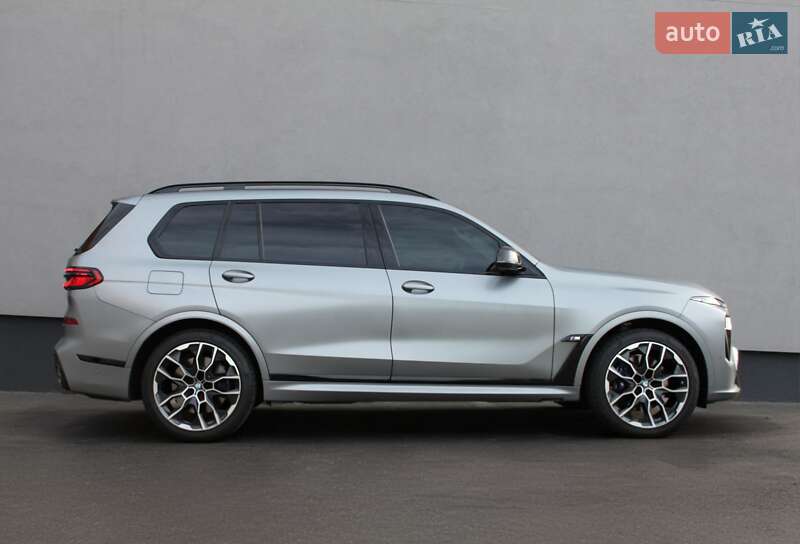 BMW X7 2025