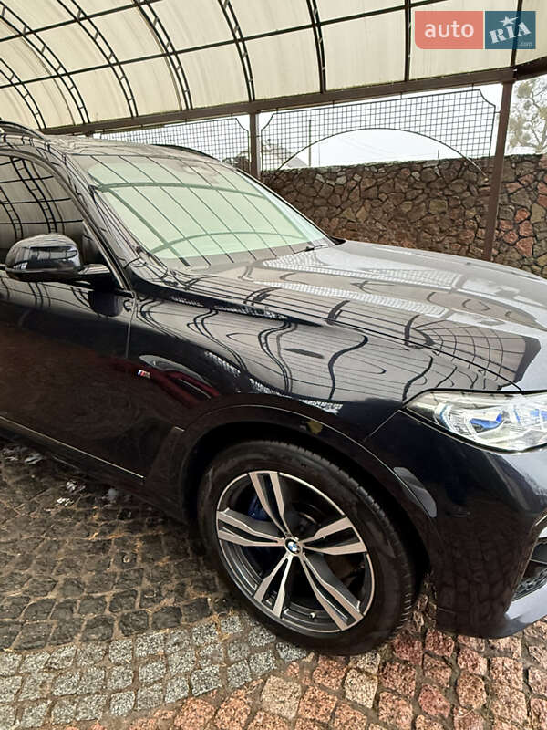 Внедорожник / Кроссовер BMW X7 2021 в Коростене