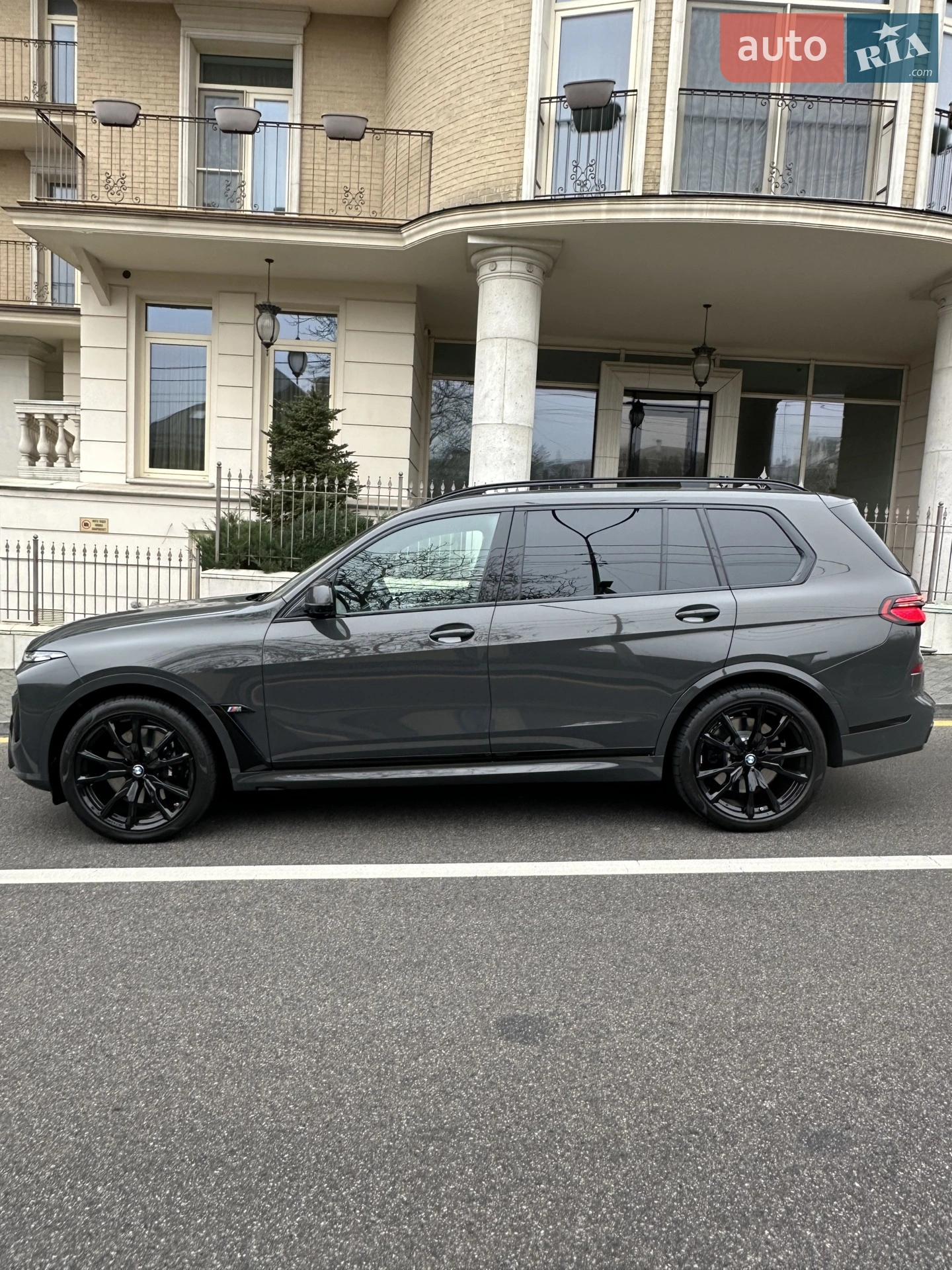 2025 BMW X7 - мініатюра 14