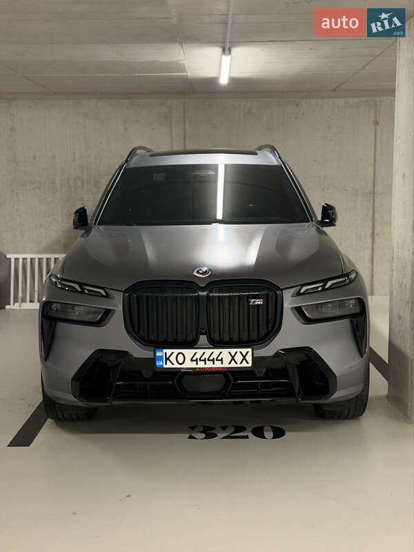 Внедорожник / Кроссовер BMW X7 2023 в Мукачево