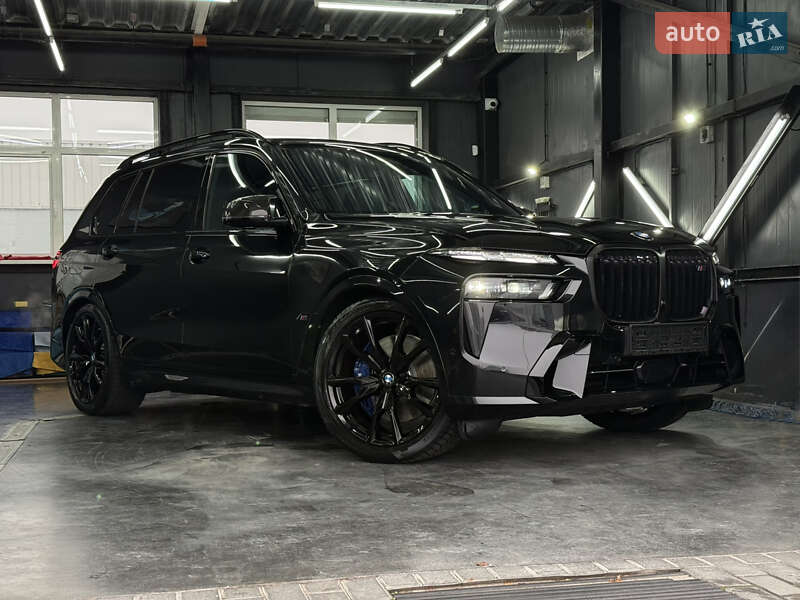 BMW X7 2025
