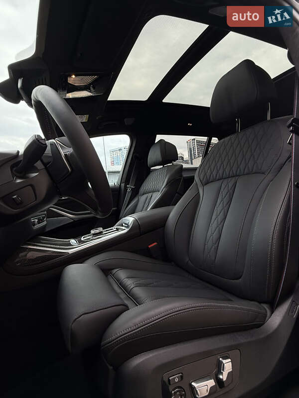 Внедорожник / Кроссовер BMW X7 2025 в Киеве