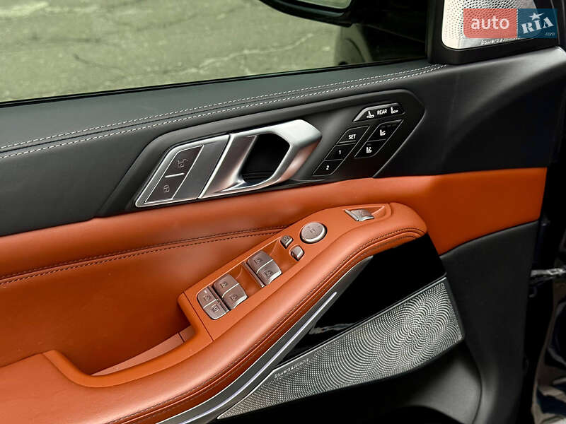 Внедорожник / Кроссовер BMW X7 2020 в Киеве