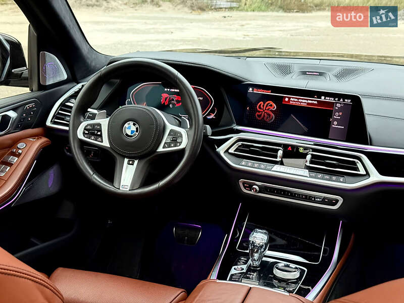 Внедорожник / Кроссовер BMW X7 2020 в Киеве