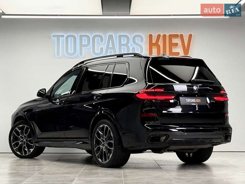Внедорожник / Кроссовер BMW X7 2023 в Киеве