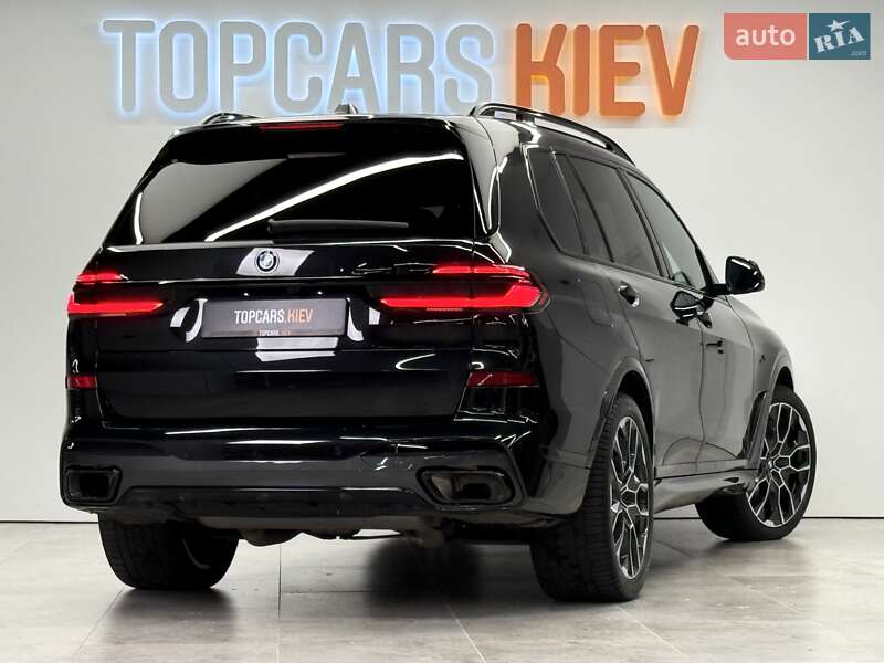 Внедорожник / Кроссовер BMW X7 2023 в Киеве