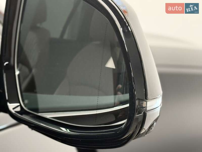 Внедорожник / Кроссовер BMW X7 2023 в Киеве