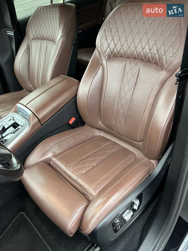 Позашляховик / Кросовер BMW X7 2021 в Києві