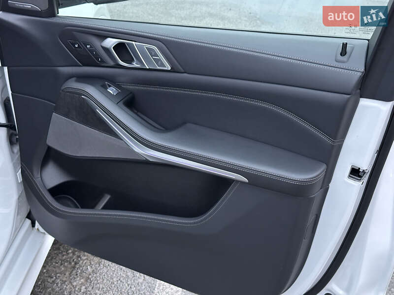 Внедорожник / Кроссовер BMW X7 2022 в Киеве фото 44 Внедорожник / Кроссовер BMW X7 2022 в Киеве