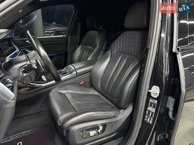 Позашляховик / Кросовер BMW X7 2022 в Одесі