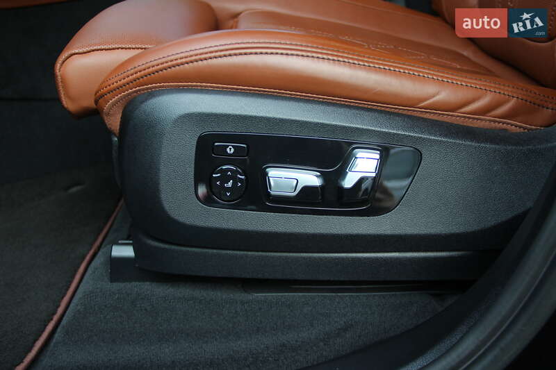 Позашляховик / Кросовер BMW X7 2022 в Черкасах фото 8 Позашляховик / Кросовер BMW X7 2022 в Черкасах