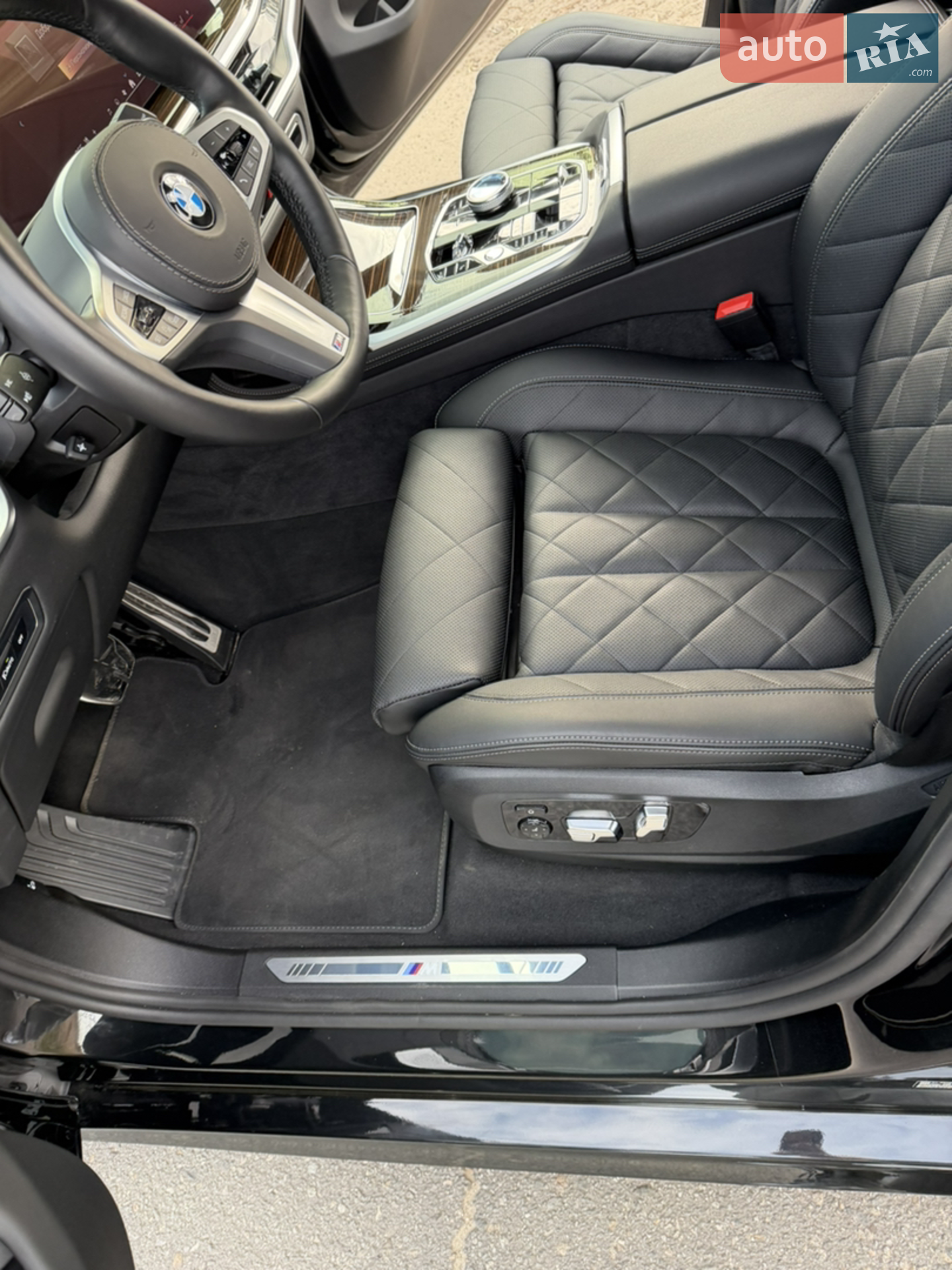 2024 BMW X7 - мініатюра 36