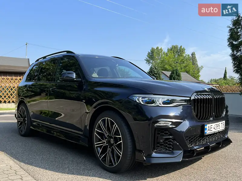 BMW X7 2021