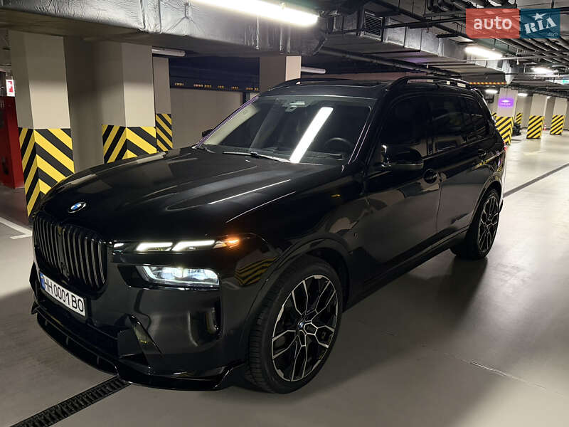 Внедорожник / Кроссовер BMW X7 2023 в Одессе