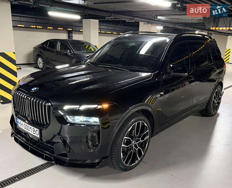 Внедорожник / Кроссовер BMW X7 2023 в Одессе